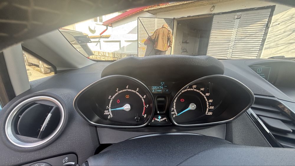 Форд Фиеста 1.4 Топ състояние!