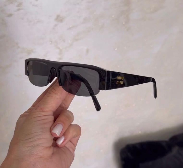 Слънчеви очила MIU MIU