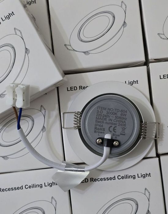 Set 10 spoturi LED încastrate, 6W, reglabile, alb cald 3000K, IP44