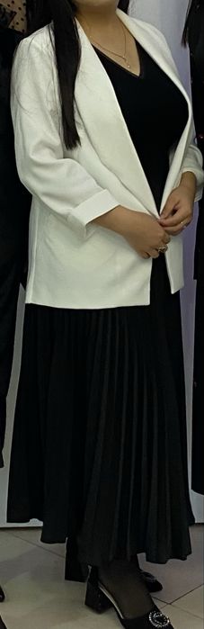 Двойка с плисированной юбкой