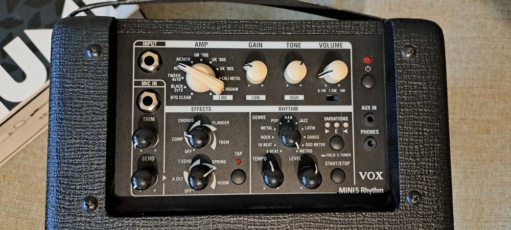 Кубе за китара VOX Mini5 Rhythm