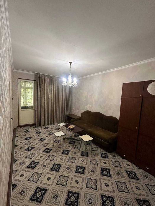 Чиланзар-16 1/3/4, 33м2, балкон 1,5х3, , рядом метро Чиланзар