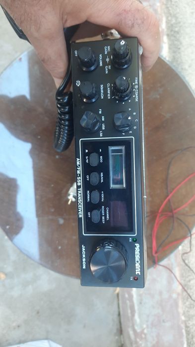 Statie emisie 27MHz toate modurile de lucru AM FM USB LSB 250canale President Jackson 60W