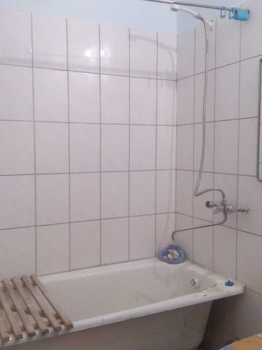 чиланзар -18 , трёхкомнатная, локация отличная