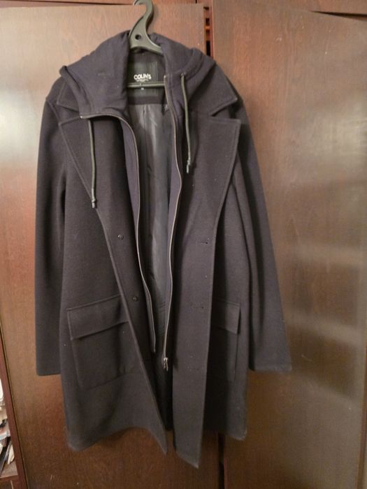 Фирменное пальто с капюшоном Colins