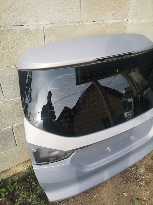 Vînd haion cu tot cu lunetâ ,ford focus 2013 brekk