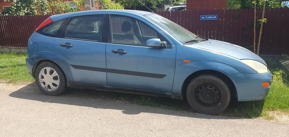 Vând Ford Focus 1.4 benzină