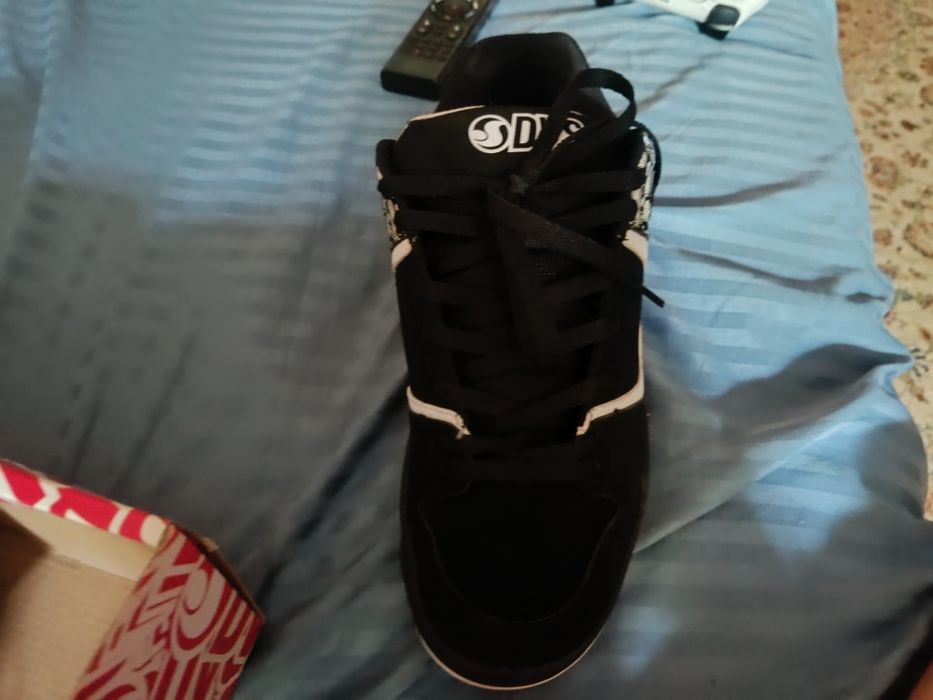 Кроссовки DVS. оригинал