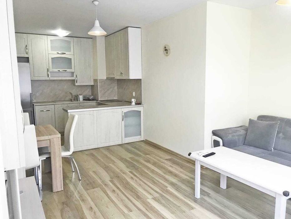 Дава се под наем Тристаен апартамент в Пловдив, Център - 88 кв.м за 450 € - Снимка #2