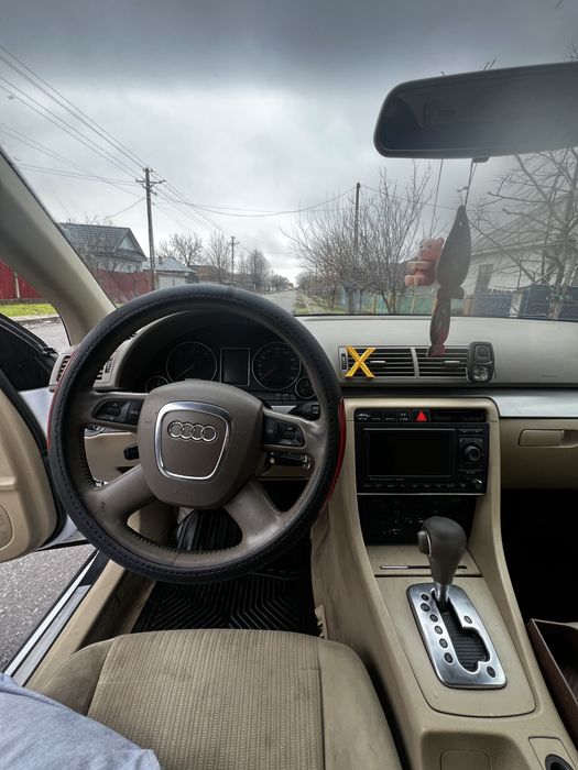 Dezmembrez audi a4 b7 2.5 v6