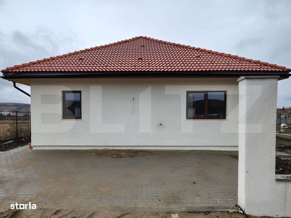 Casa individuala 4 camere, 114 mp utili, teren 750 mp, Jucu de Mijloc