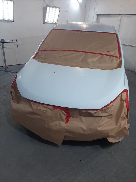 Aвтобояджийски и тенекеджийски услуги