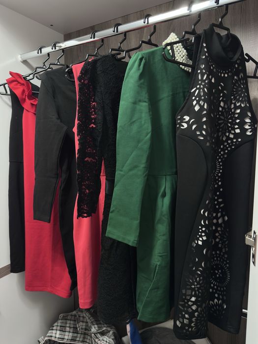 Пакет платьев более 40 шт