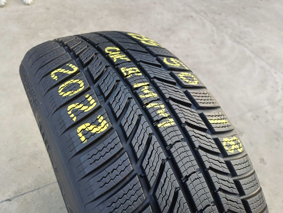 O anvelopa iarna 235 50 18 Continental WinterContact TS 870P 2022