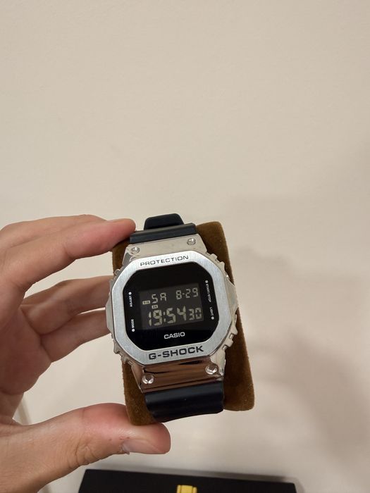 Продам часы casio