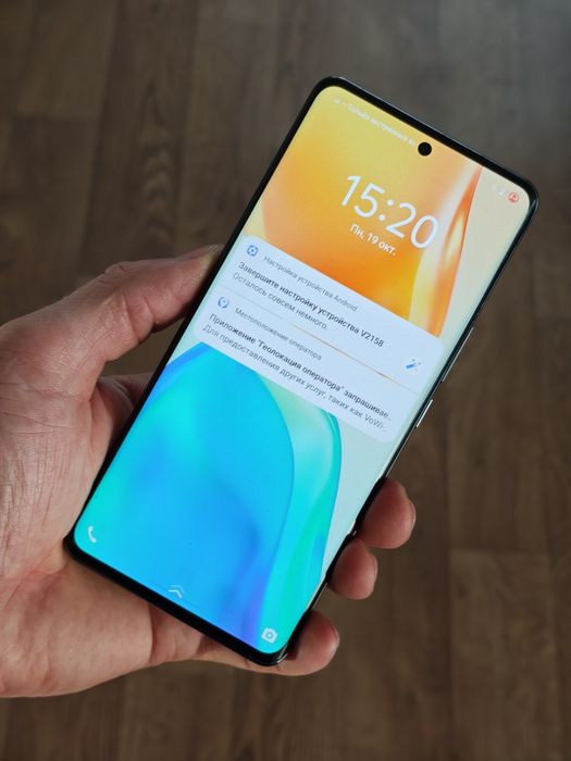Телефон Vivo v25pro