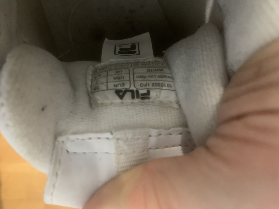 Дамски спортни обувки