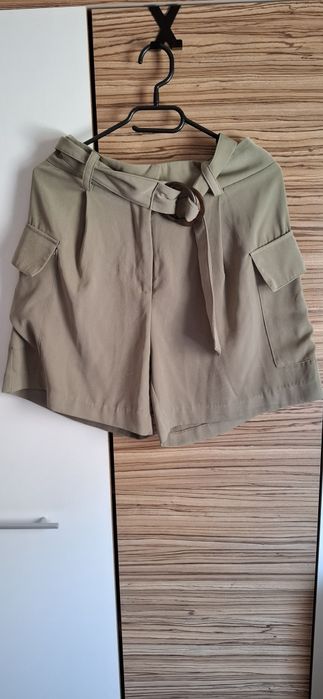 Дамски дрехи М-L размер