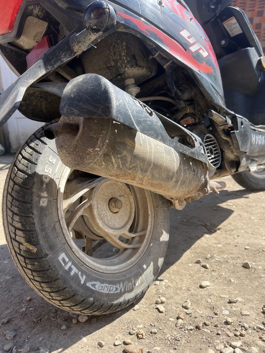 Vand scuter in 4T  de 50 cc
