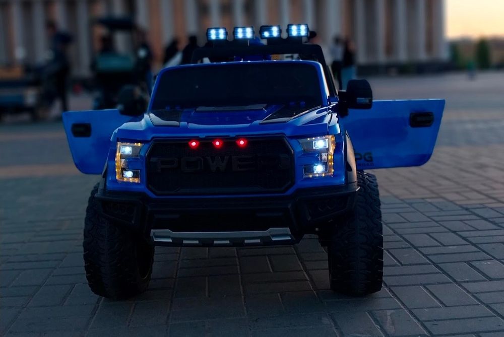 Продам детскую машинку и велосипед