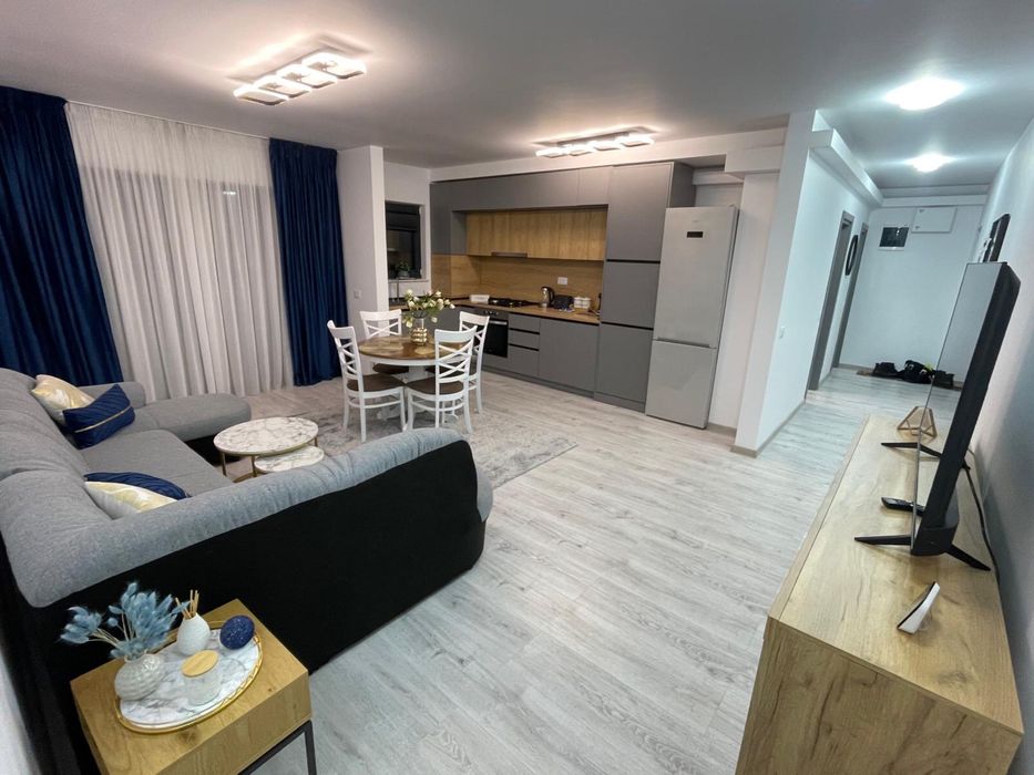 Apartament cu 3 camere de inchiriat in zona centrala