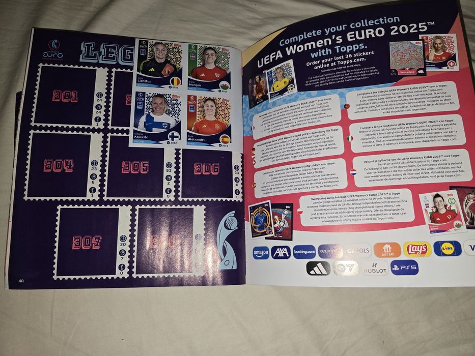 Album complet,nelipit,Topps EuroWomens 2025, 250 lei