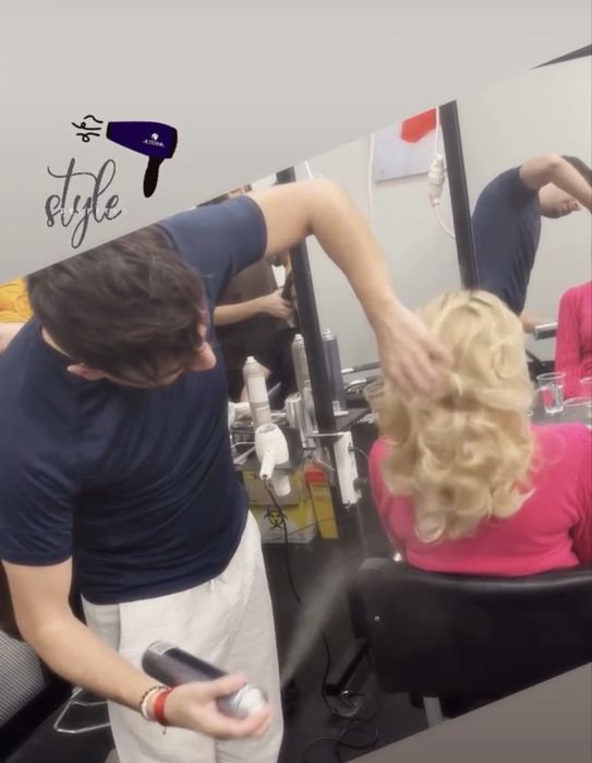 Servicii De Hairstylist