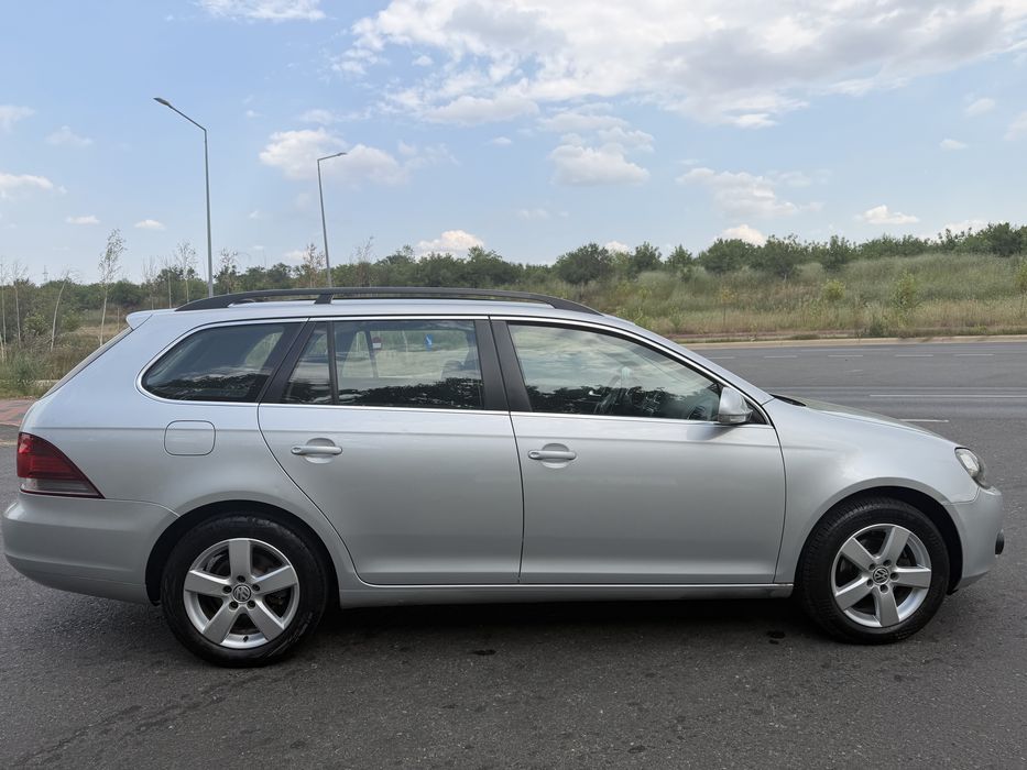 VOLKSWAGEN Golf 2011 — imagine 2