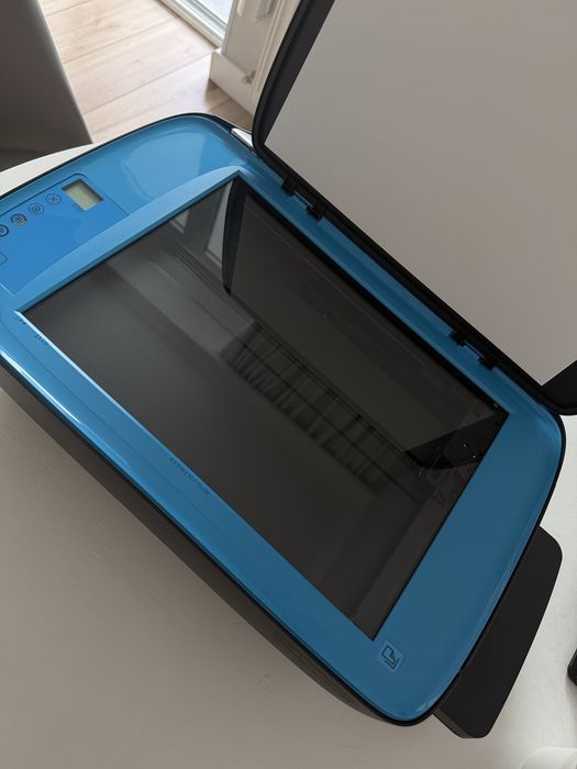 Принтер HP в идеальном состоянии