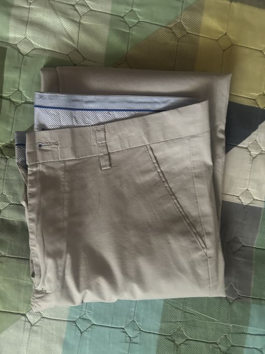 Продам брюки новые