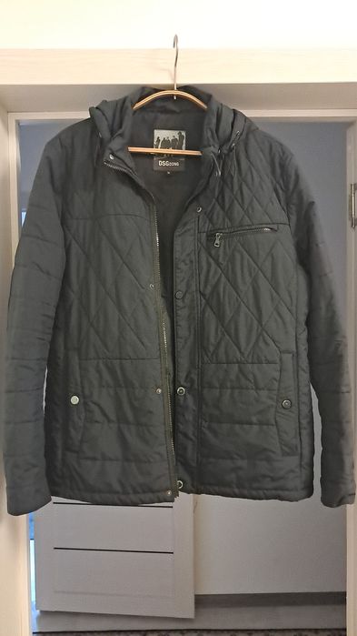 Продам мужскую верхнюю одежду.