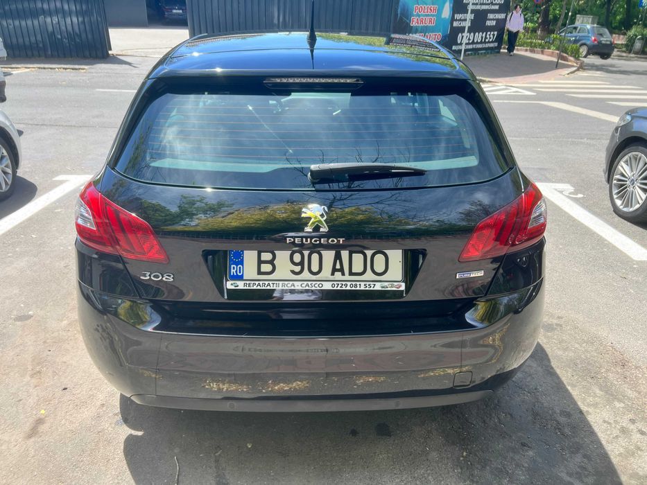 Peugeot 308 2016