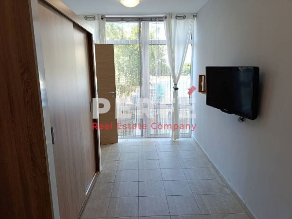 Продава се Двустаен апартамент в к.к. Слънчев бряг - 52 кв.м за 1029 €/кв.м - Снимка #3