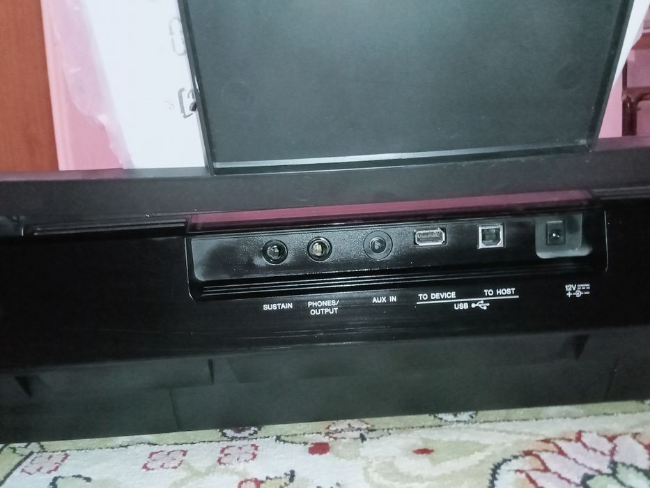 Yamaha E463 синтизатор