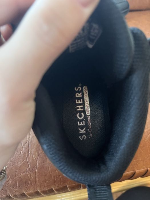 Adidasi skechers dama