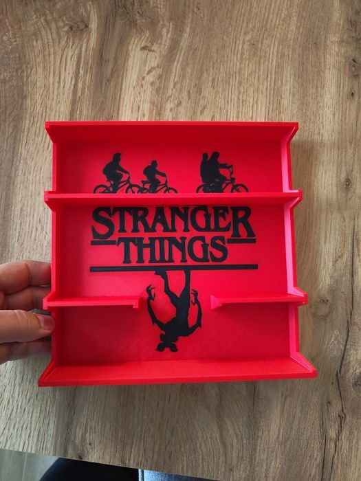 Stand expunere figurine kinder joy stranger things