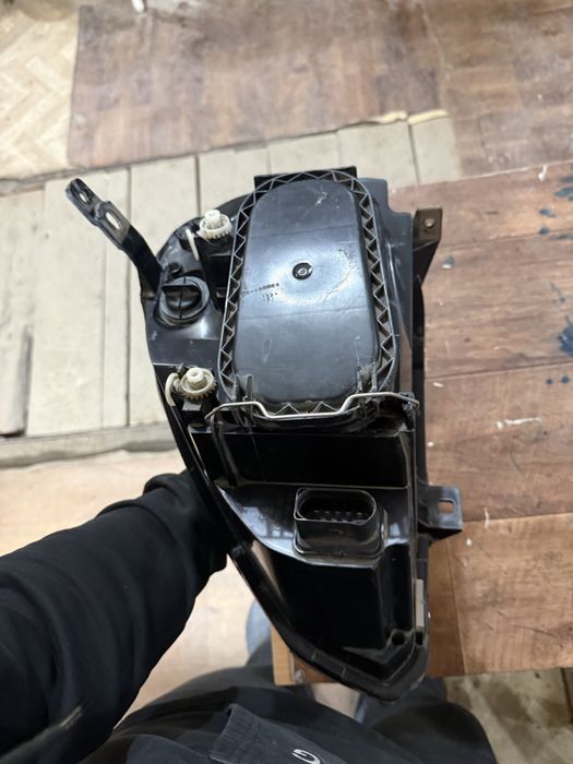 Фара приора 2 оригинал правая бош