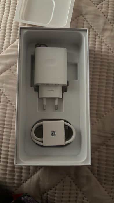 Oppo A5i продается