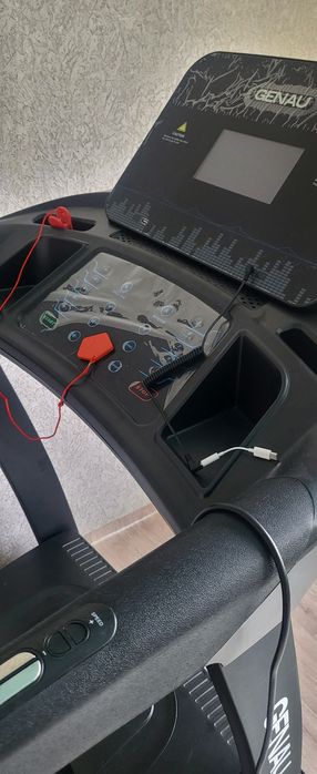 Продам беговую дорожку