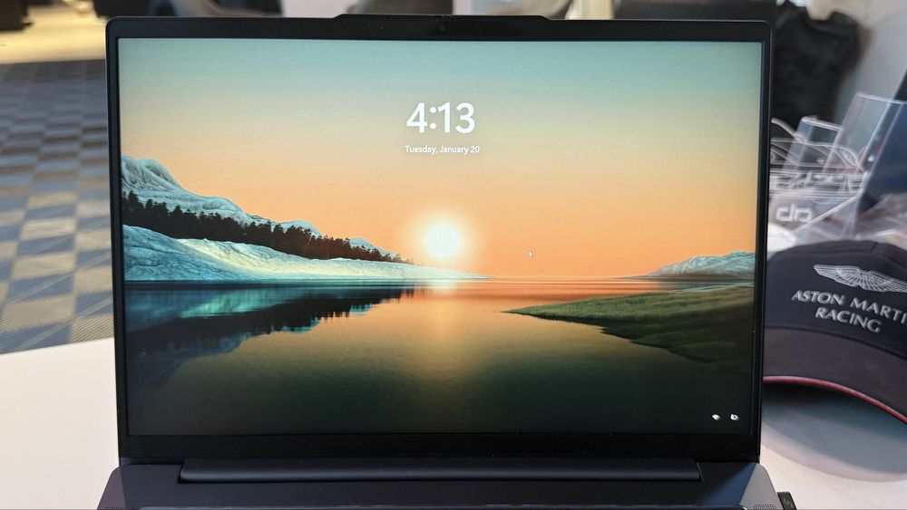 Laptop Lenovo IdeaPad Slim 5i 14IRH10 – Ca nou, 18 luni garanție