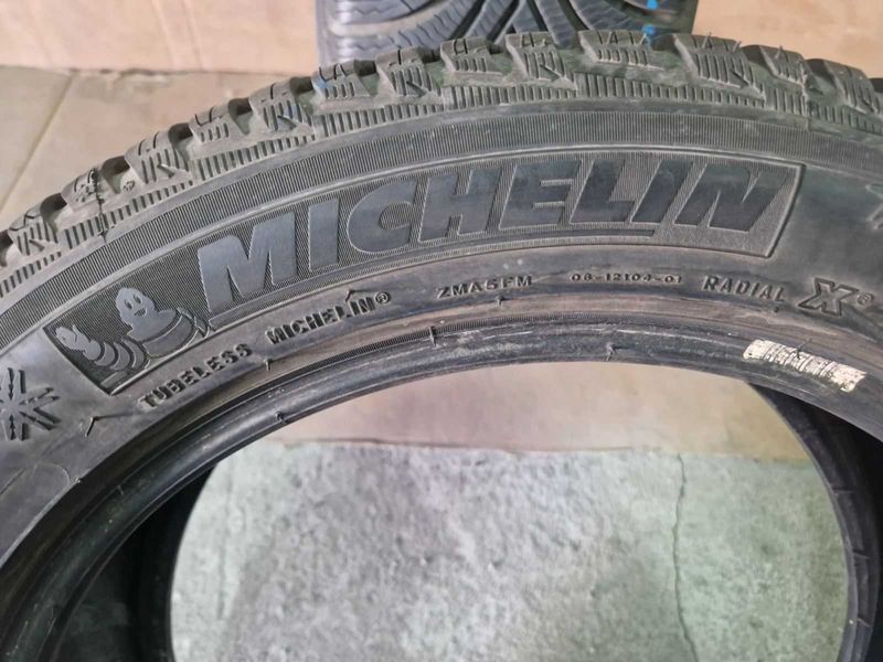 2 Michelin R17 215/55
зимни гуми 
DOT1917
