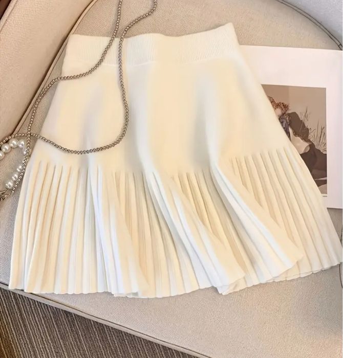 Новая юбка 2500 тенге