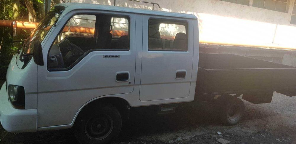продавам киа к2700
