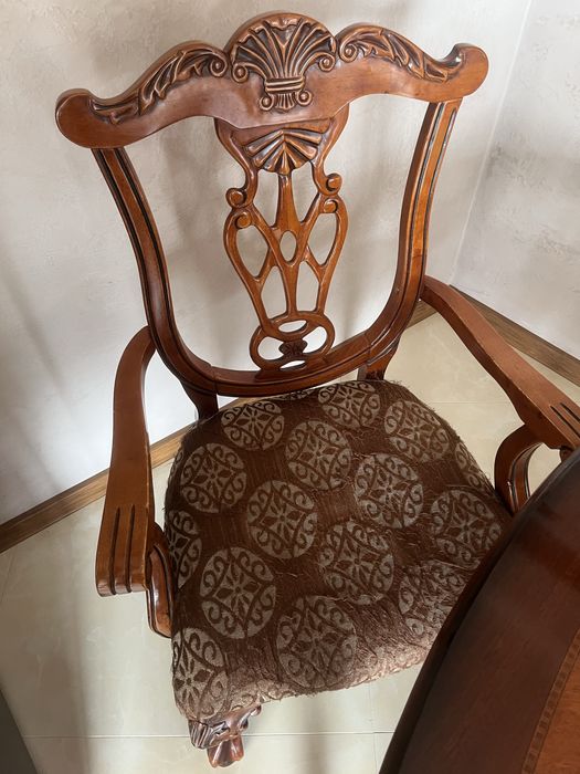 Маса за хранене с 6 стола