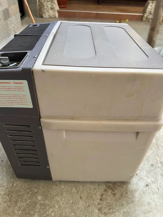 Хладилник за каравана