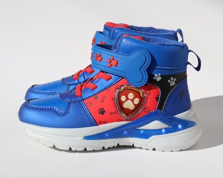 НОВО! Светещи детски боти WINK Paw Patrol