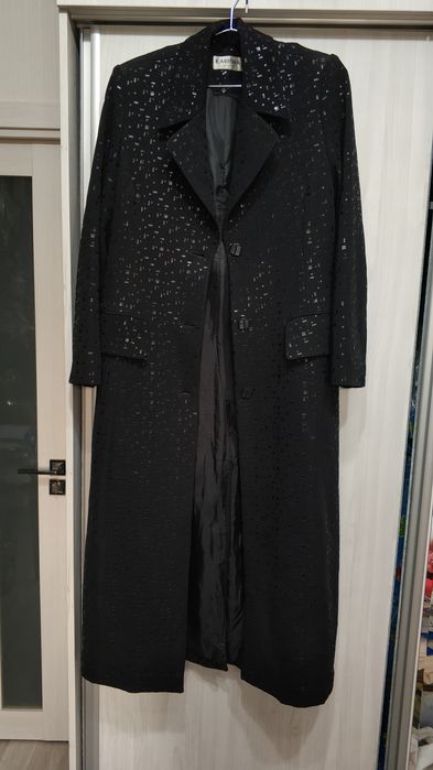 Демисезонное пальто