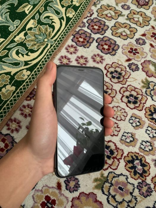 В продаже Айфон 11