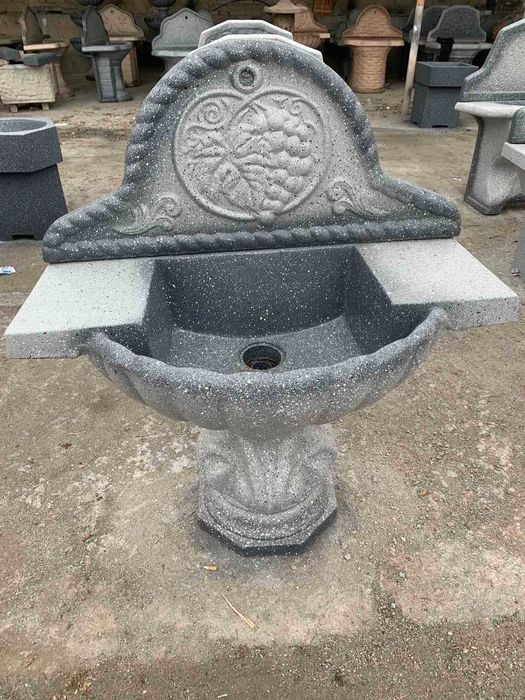 Италиански Паркови и Градински Чешми