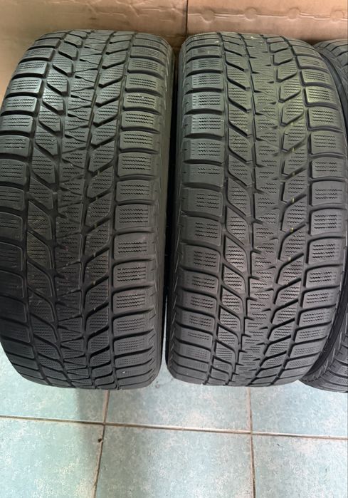 235/50/19 99H - 4 buc M+S Bridgestone Blizzak
